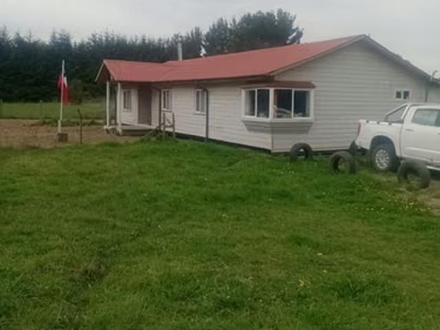 Amplia Casa con bosque nativo! 3 dormitorios por 41.00 en Río Negro
