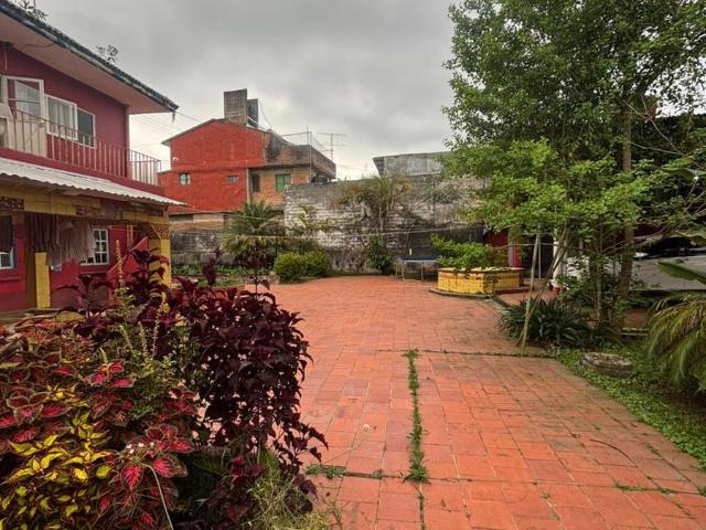 Amplia Casa con Gran Terreno de 1, 400 m2 en Centro de Xicotepec