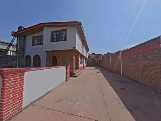 Amplia casa con gran terreno y jardín en San Gregorio Atlapulco, Xochimilco