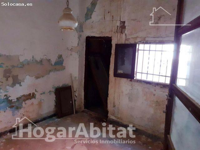 AMPLIA CASA CON DOS TERRAZAS PARA HACER TU HOGAR DE SUEÑO