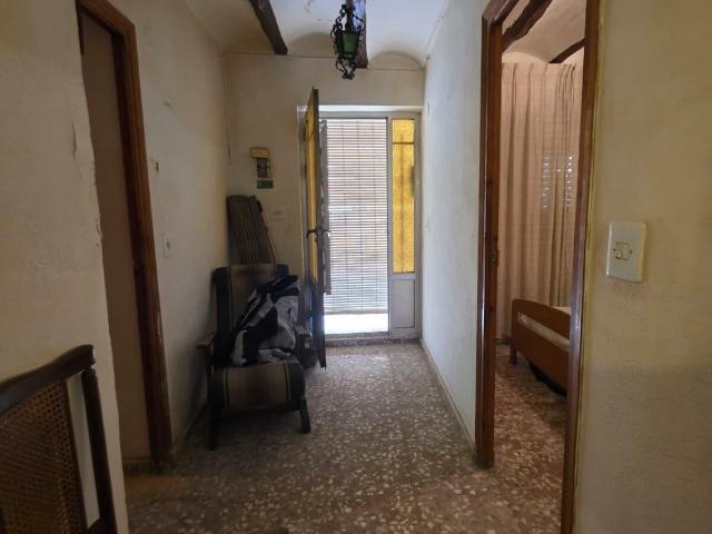 Amplia Casa de Pueblo en Castello de Rugat Oportunidad para Reformar