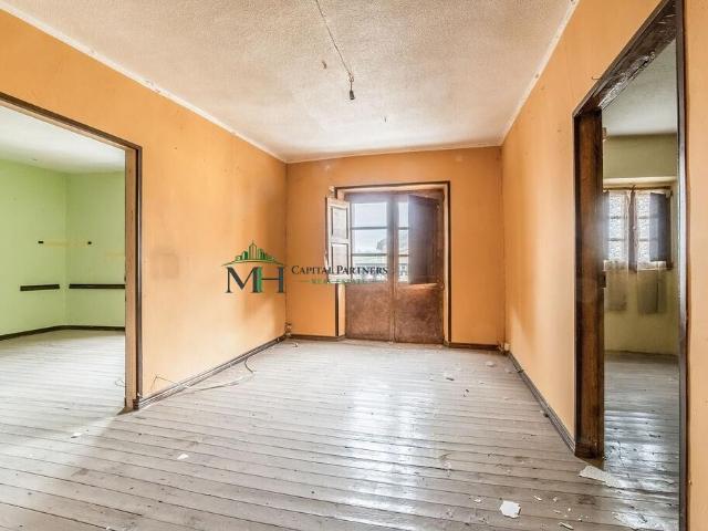 Amplia casa de Pueblo en Arcos, Burgos Oportunidad Única