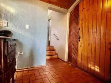 Amplia Casa Dos Niveles Ubicada en Maroto Concón