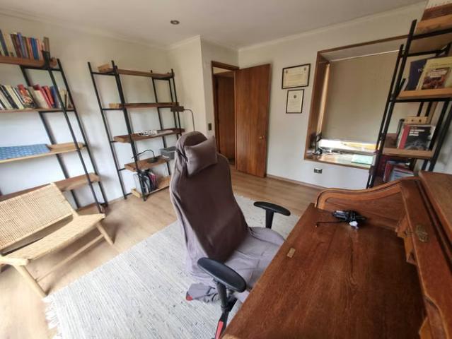 Amplia Casa en Venta 6 dormitorios 1573 | dormitorios por 27800.00 en Las Condes