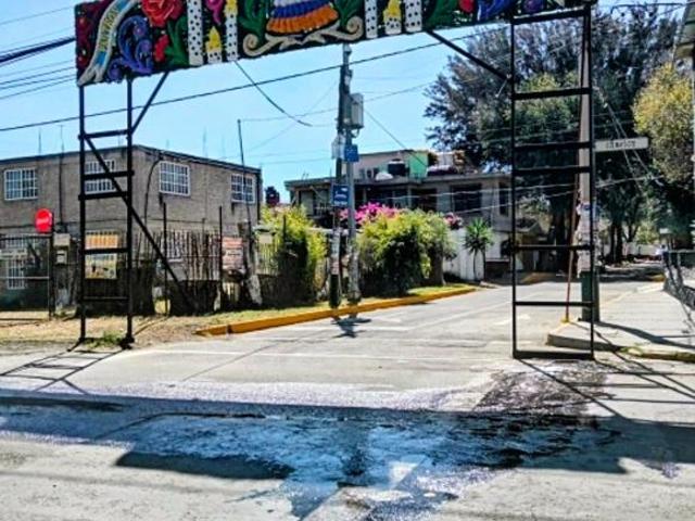 AMPLIA CASA EN VENTA