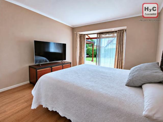 Amplia casa en Venta! Barrio Casa Grande | 6 dormitorios por 10490.00 en Peñalolén