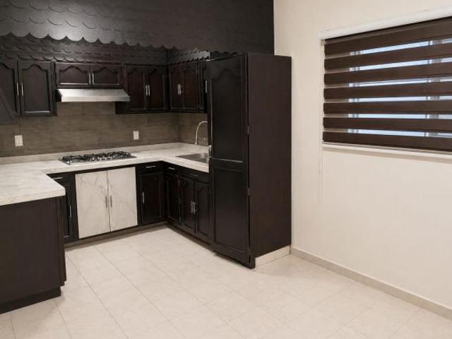 Amplia Casa en Venta en Allende N.L. | 5 Recámaras