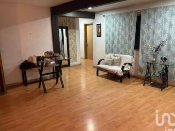 AMPLIA CASA EN VENTA EN CULHUACAN