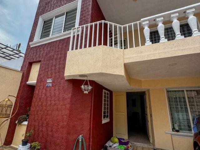 ¡Amplia Casa en Venta en Pinar de la Calma, Zapopan!