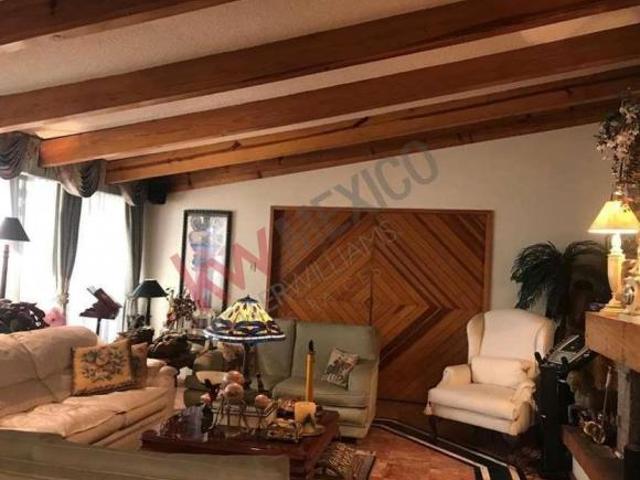 Amplia Casa en Venta Fuente de Paseo Lomas Anáhuac