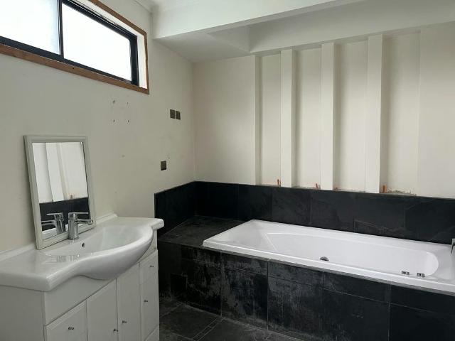 Amplia casa en venta, Población Mackenna, Viña del Mar. 3 dormitorios por 9500.00 en Viña del Mar