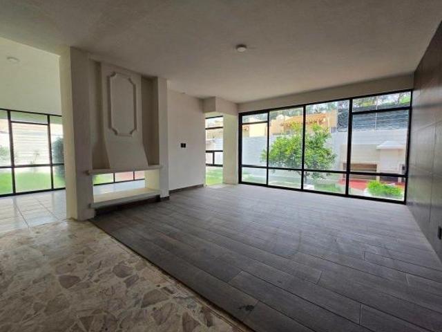 Amplia casa en Altamira Zapopan