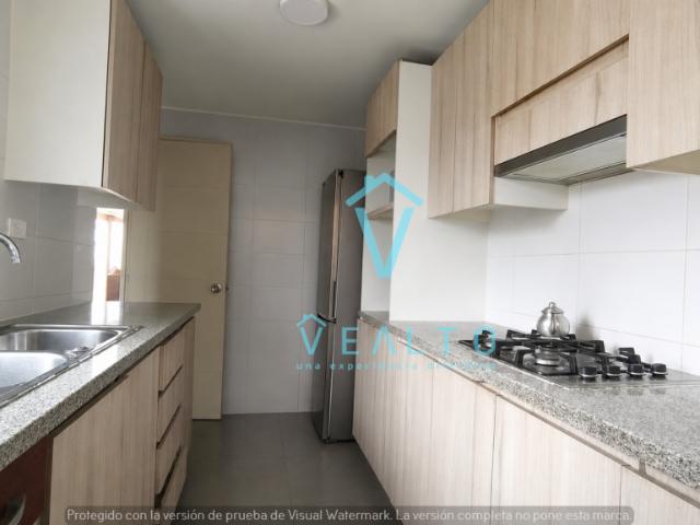 AMPLIA CASA EN ARRIENDO EN VILLA LOS PARRONALES DE BUIN