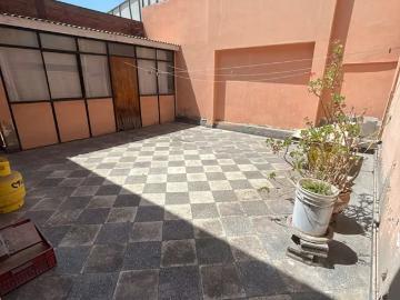 Amplia casa en Av Brasil Calle G. Lorca. 7 Dormitorios por 11000.00 en Antofagasta