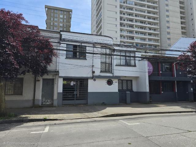 AMPLIA CASA EN CALLE COCHRANE ENTRE SALAS Y SERRANO, CONCEPCIÓN