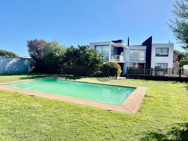 Amplia Casa En Condominio Mantagua, A 10 Minutos De Concon