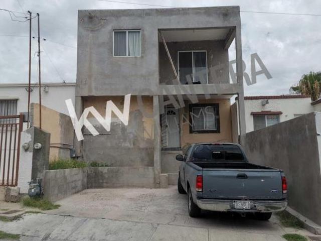 AMPLIA CASA EN COLONIA ARBOLEDAS