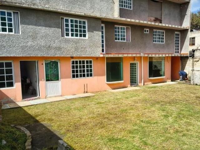 ¡Amplia casa en excelente ubicación al pie de los volcanes! 4