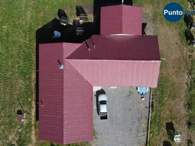 Amplia Casa en Exclusivo Condominio con Bosque Nativo | 5 dormitorios por 330000. 00 en Chillán