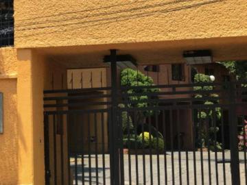AMPLIA CASA PASEO DE LAS LOMAS, CUAJIMALPA. ZONA EXCLUSIVA. REMATE INMOBILIARIO. NO CREDITOS