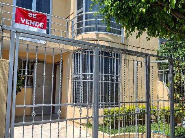 Remato hermosa casa en Zapopan con excelente ubicación cuce