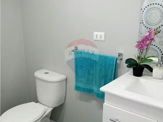 Amplia casa en fundo la puerta | 3 dormitorios por 235000. 00 en Santa Cruz