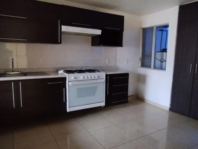 Amplia casa en Mansiones del valle 3 recamaras 2.5 baños, zona tranquila