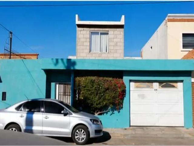 Amplia Casa en Mexicali con 5 Recámaras y 4 Baños