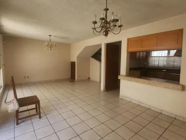 Amplia casa en renta en Saltillo