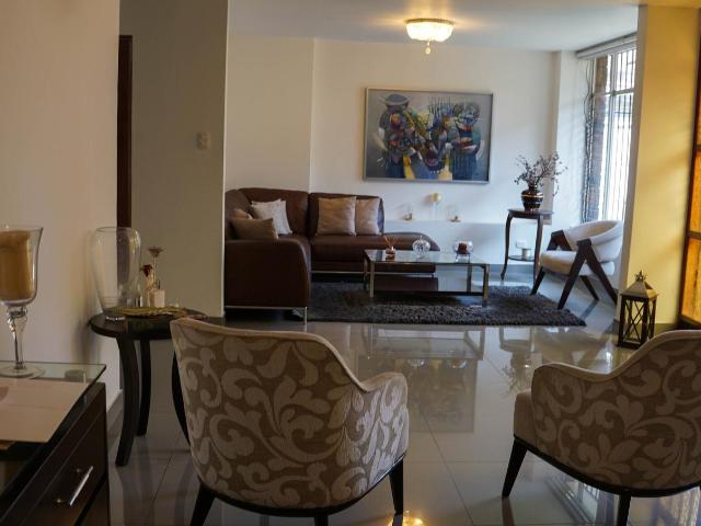 Amplia casa en San Luis
