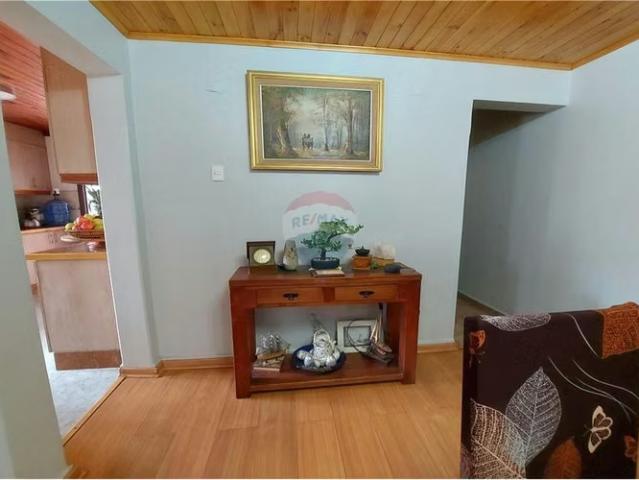 Amplia casa en sector central de talagante | 4 dormitorios por 7300.00 en Talagante