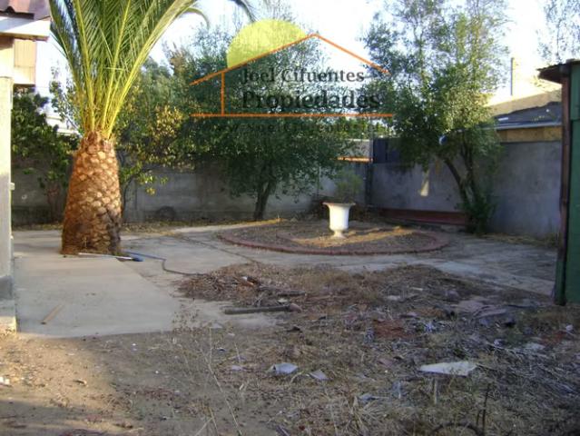 Amplia casa individual, 5 dormitorios, terreno de 530 mts2. Cod 2420 | 5 dormitorios por 250000. 00 en Villa Alemana