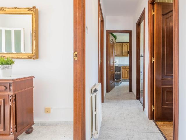 Amplia Casa + otra vivienda + anexo en Venta en Ardemil, Ordes