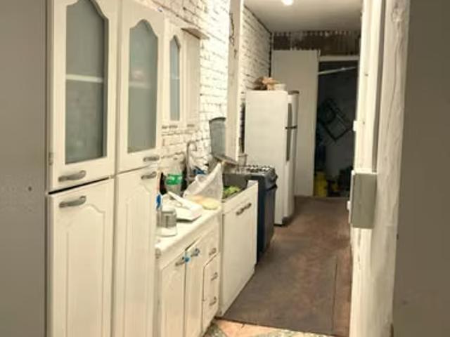 Amplia casa para Inversion en Valparaiso | 7 dormitorios por 135000. 00 en Valparaíso