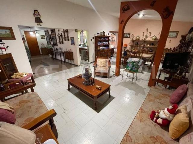 CASA +2 BUNGALOWS, ALBERCA Y JARDÍN