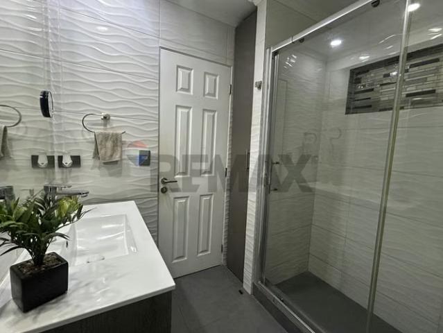 Amplia casa remodelada 4d/3b lomas de lo aguirre | 4 dormitorios por 9840.00 en Pudahuel