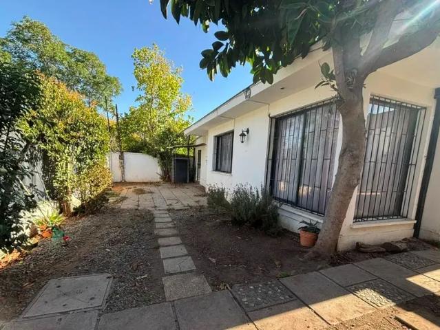 Amplia casa residencial o uso comercial las condes