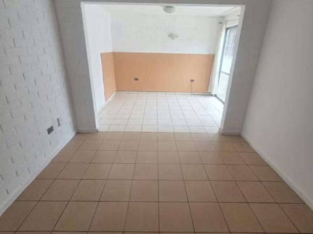 Amplia Casa San Enrique Villa Alemana | 3 dormitorios por 109000. 00 en Villa Alemana