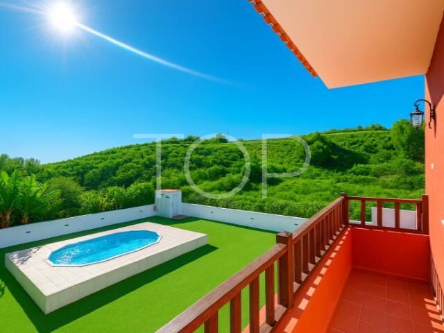 Amplia finca con piscina, cultivos y gran potencial en La Esperanza, a 15 minutos de Santa Cruz