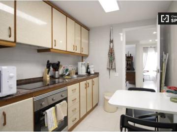 Plaça de la Infància - Seguridad, Cocina equipada