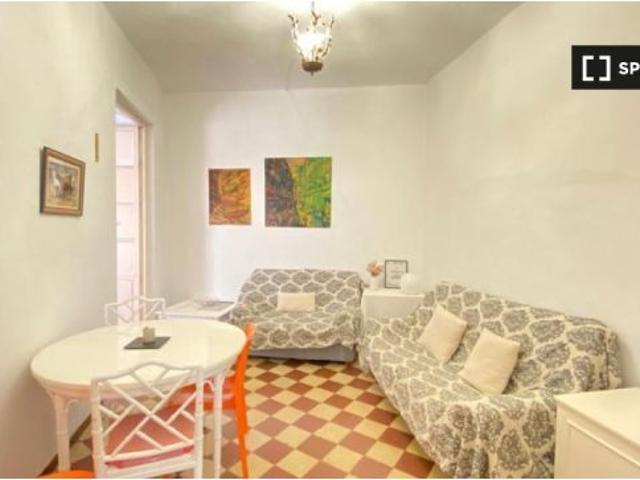 Amplia habitación en piso de 4 dormitorios en Málaga