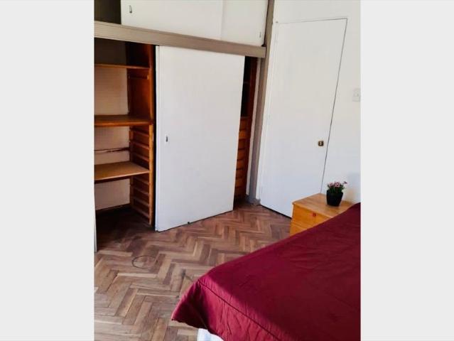 Amplia habitación Metro Los Dominicos