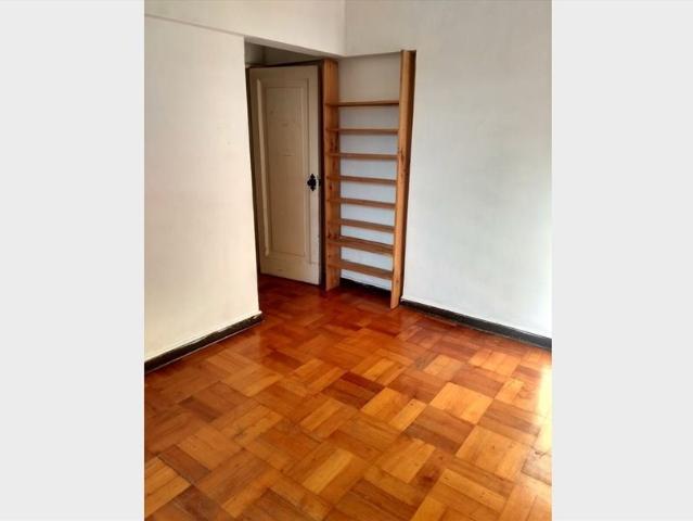 Amplia habitación Ñuñoa