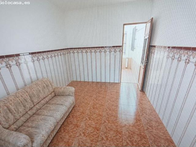 Amplia Planta Baja CON ACCESO A TRES CALLES en venta en Miranda Ideal para Familias