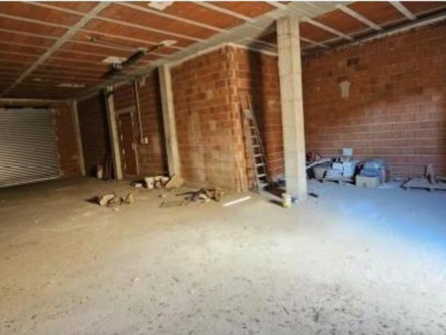 AMPLIA PLANTA BAJA CON PATIO PRIVADO