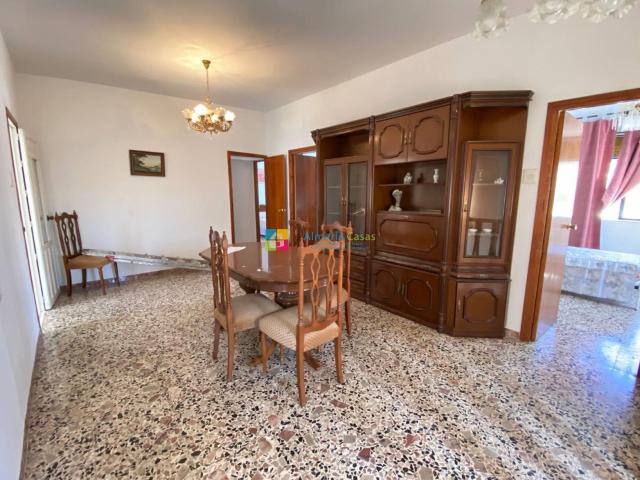 Amplia primera planta en el corazón de Almanzora – 3 dormito. 198m² Almanzora