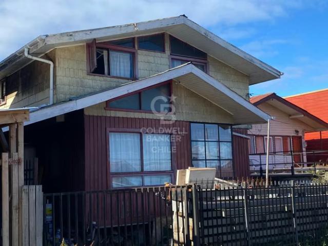 Amplia propiedad con excelente conectividad! 4 dormitorios por 169000. 00 en Puerto Montt