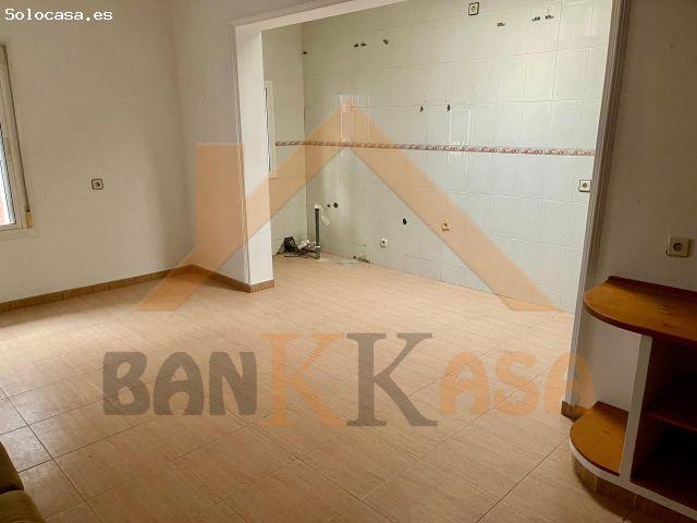 AMPLIA VIVIENDA CON ALMACEN
