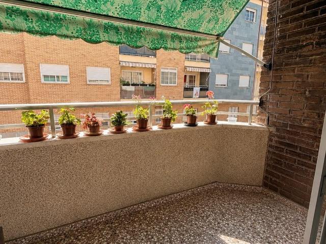 Amplia vivienda de 4 dormitorios con garaje en Patiño Murcia