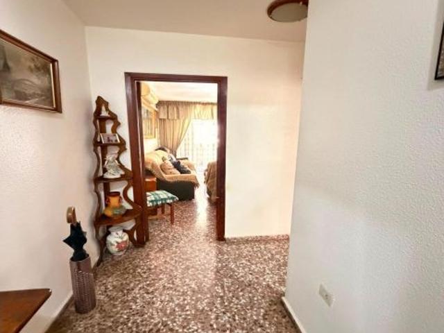 ? Amplia vivienda de 4 dormitorios con garaje en Patiño Murcia